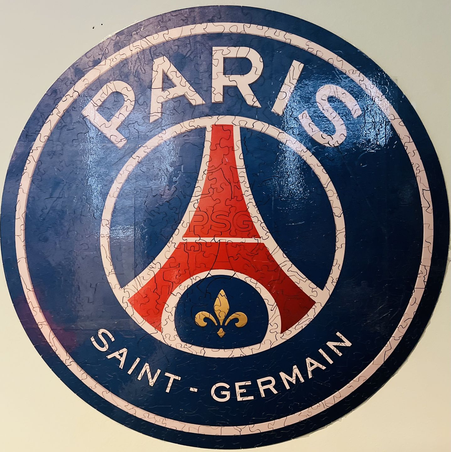 Customer photo review of Paris Saint-Germain FC® Logo - Official Wooden Puzzle
