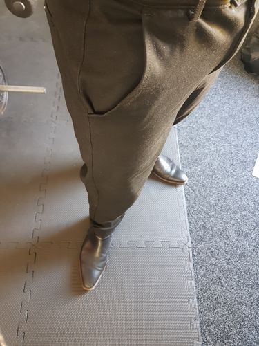 Customer photo review of IQ Slim Fit Pants - Black