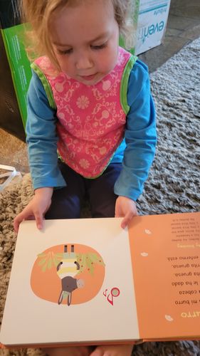 Customer photo review of Spanish Nursery Rhymes - La Vaca Lola