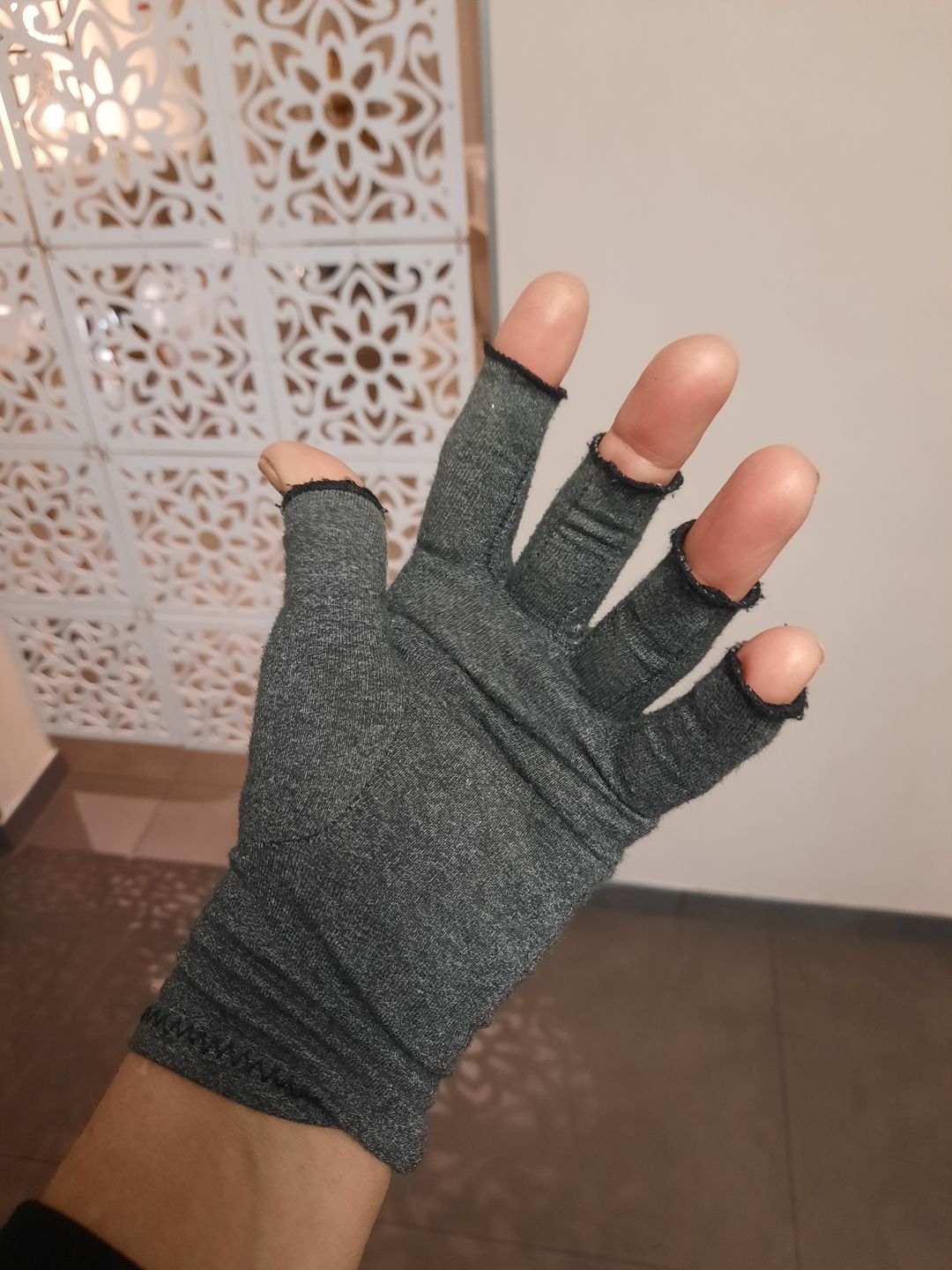 Customer photo review of Gants de compression anti-douleurs