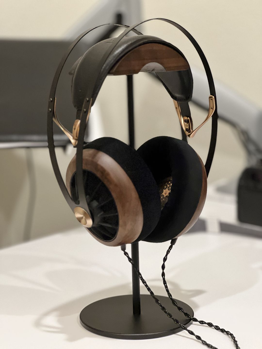 Customer photo review of Meze Audio 109 PRO Headphones