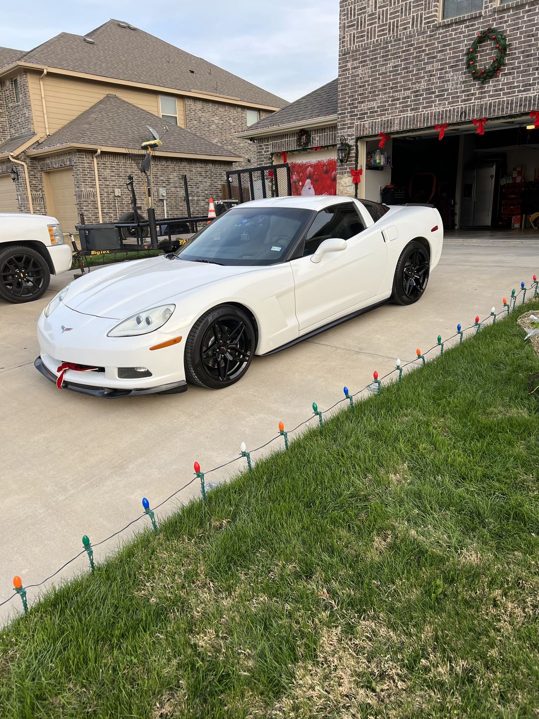 Customer photo review of Corvette C6 Base Side Skirts Rocker Panels | ZR1 Conversion Package