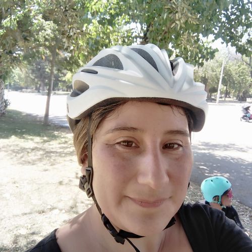 Reseña con foto de un cliente sobre Casco M-12 White Black PMT