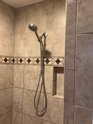 Customer photo review of 1-Spray Handheld Shower Head Set
