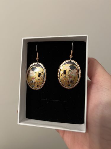 Customer photo review of Gustav Klimt The Kiss Tasarım Küpe