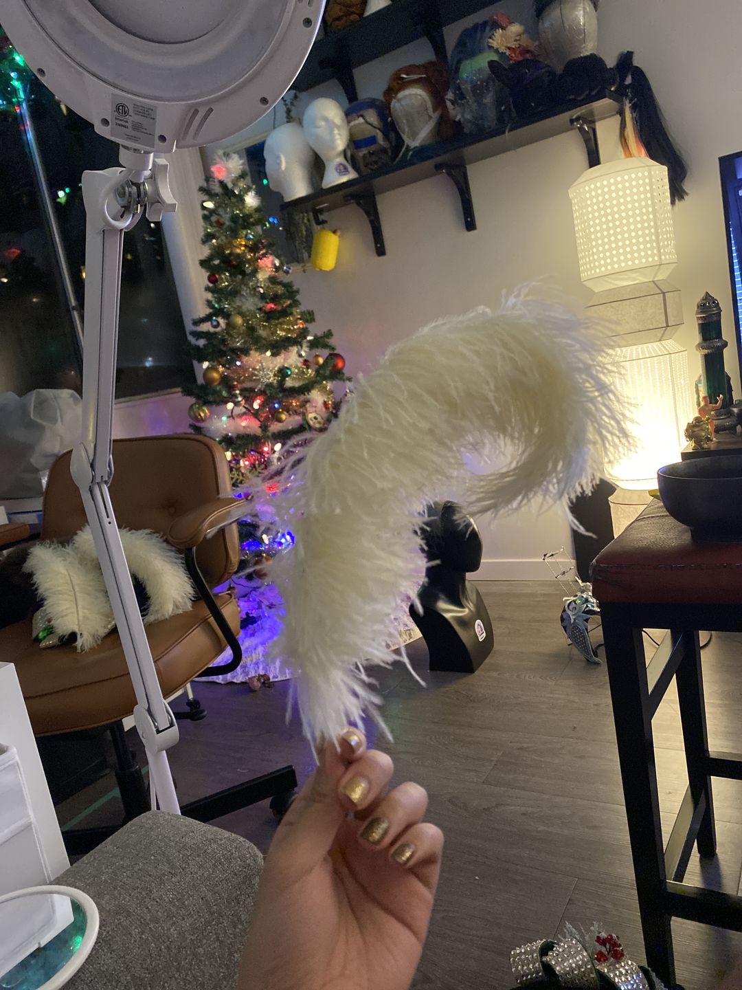 Customer photo review of Ostrich Blondene Floss Feathers