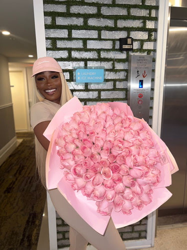 Customer photo review of Pink Rose Bouquet