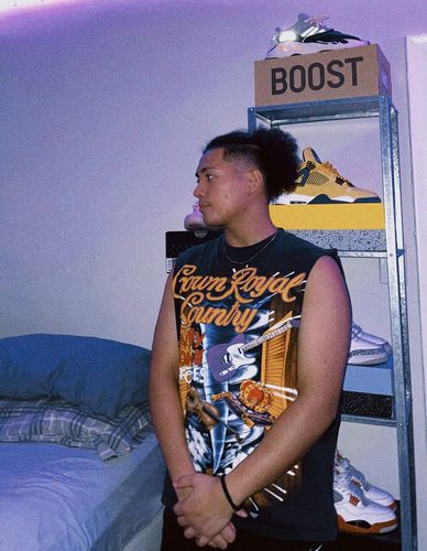 Customer photo review of Vintage Tracy Lawrence Honky Tonk Heros 1994 Tank Top Size Large