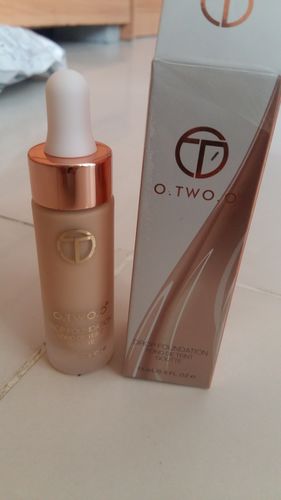 Customer photo review of O.TWO.O LIQUID DROP FOUNDATION