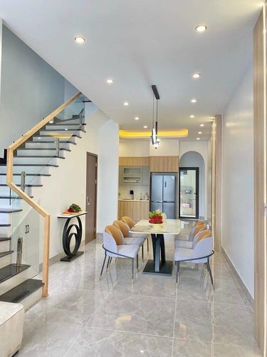 Customer photo review of ALMA - Bàn ăn thông minh nhập khẩu