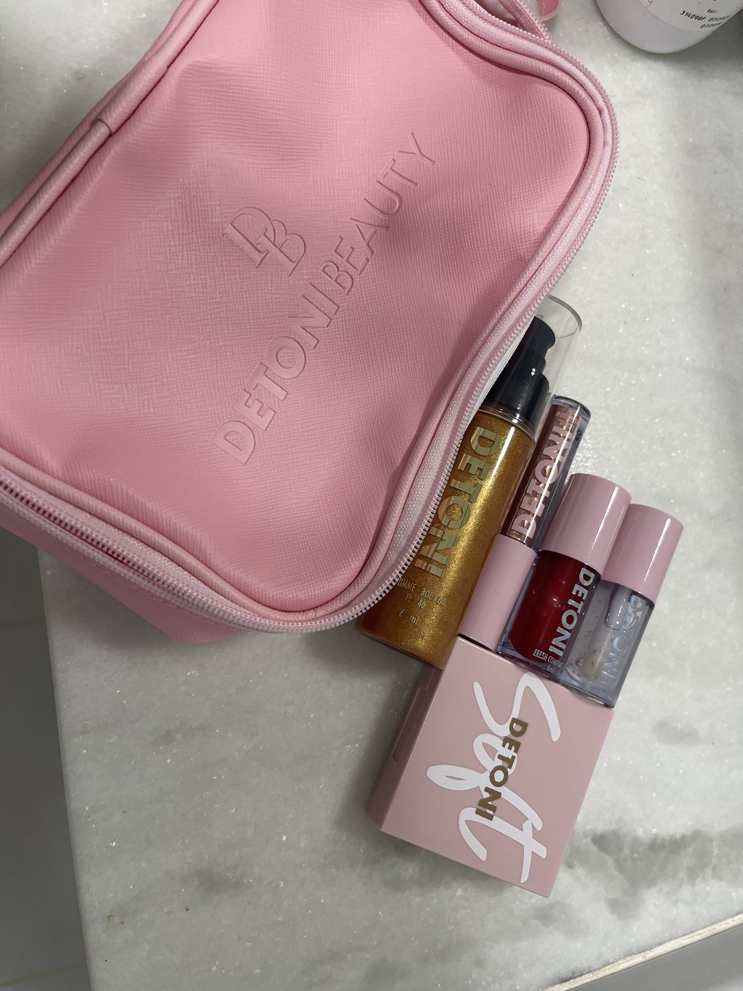 Customer photo review of COMBO FAVORITOS JUJU NORREMOSE