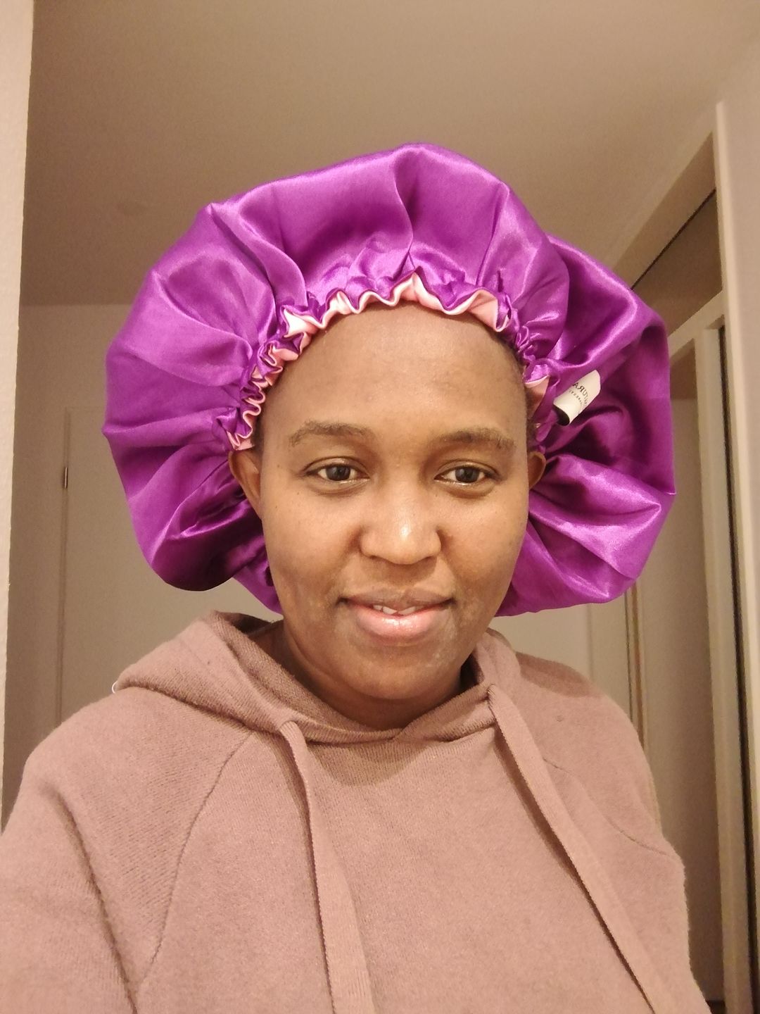 Customer photo review of Mrembo Satin Bonnet