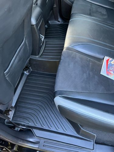 Customer photo review of Pisos Calce Perfecto Ford F150 años 2015-2022