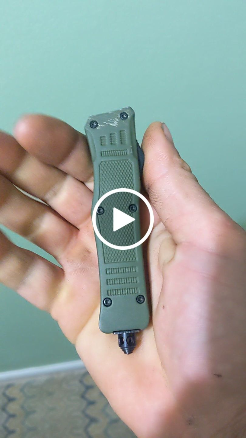 Customer video review of Mini Green Phantom D/A OTF (Multiple Blade Styles Available)