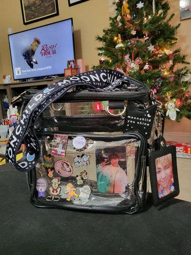Customer photo review of Ultimate Moonchild Stadium Tour Bag