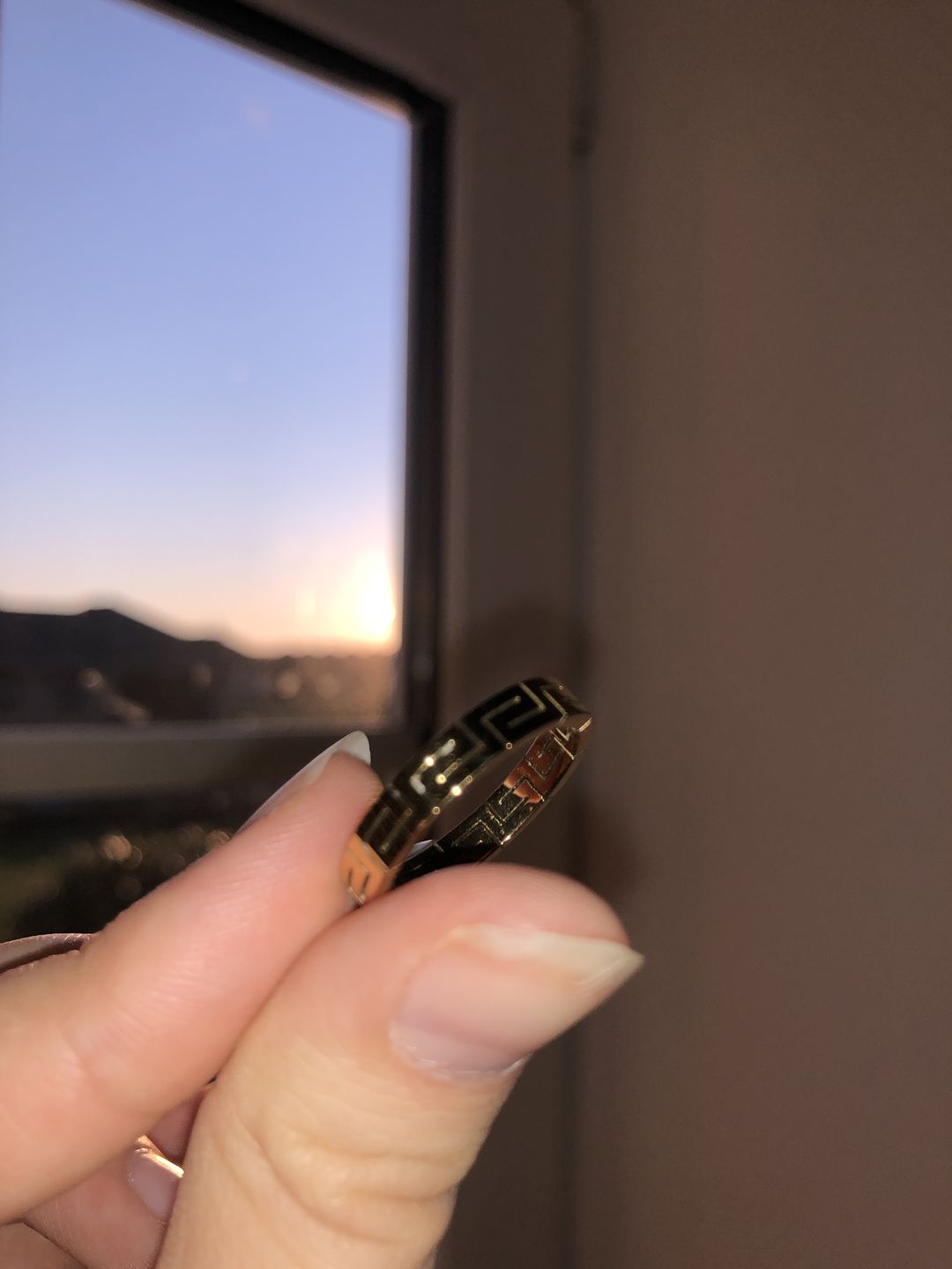 Customer photo review of Troja Ring | 18K vergoldet