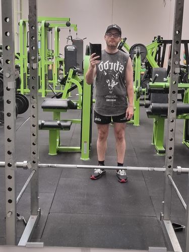 Customer photo review of Wolves - Muscle Singlet - Acid Wash