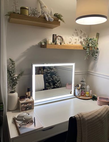Customer photo review of Hollywood Mirror Large "Crystal"