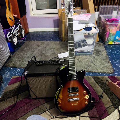 Customer photo review of Donner DLP-124 Solid Body Humbucker Pickup 3-Ways Pickup Switch Electric Guitar Kit