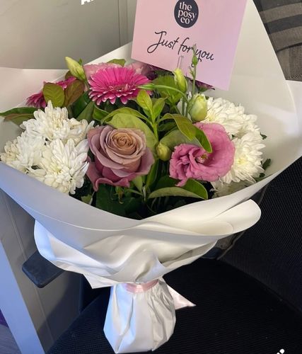Customer photo review of Seasonal Posy - Medium