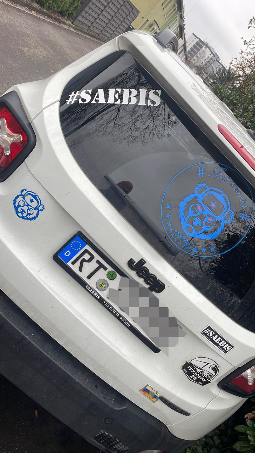 Customer photo review of SAEBIS® 2er SET Auto Kennzeichenhalter