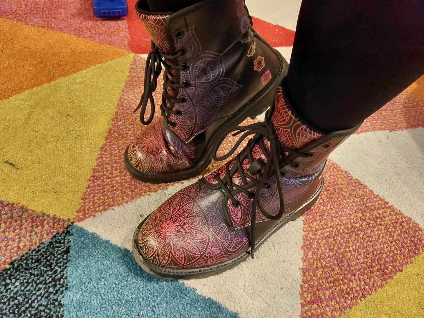 Customer photo review of Boots Chakra