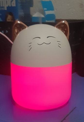 Customer photo review of Simply Meow Humidifier Night Light