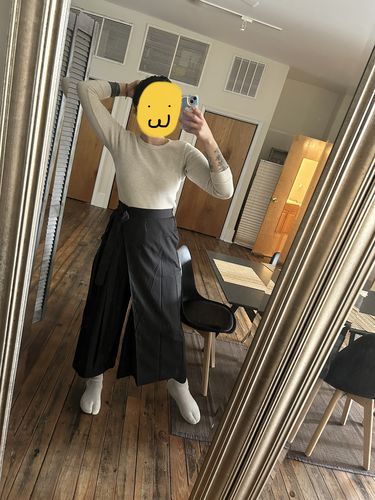 Customer photo review of Mens Irregular Lace-up Pleated Wide-leg Pants SKUI70911