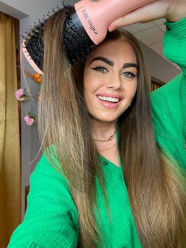 Customer photo review of Blowout Brush