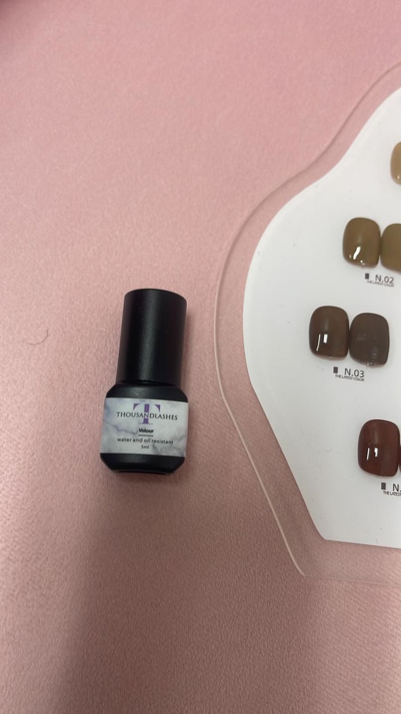 Customer photo review of VELOUR LASH ADHESIVE