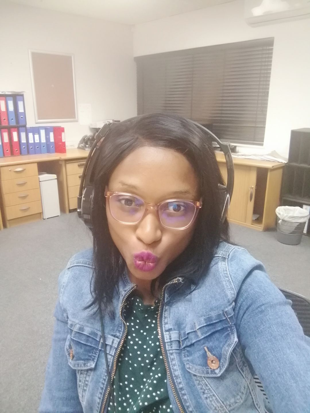 Customer photo review of Brazilian 13x4 Lace Frontal Wig Straight