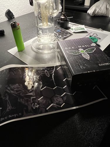 Customer photo review of Bee-Nail v1.0 Wraps