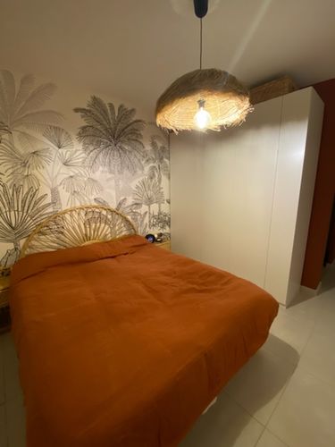 Customer photo review of Papier peint panoramique jungle palmier noir et blanc
