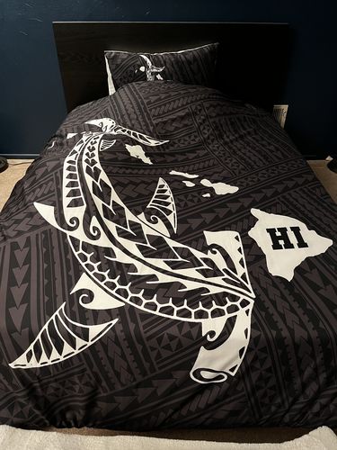 Customer photo review of Hawaiian Map Hamerhead Shark Polynesian White Bedding Set