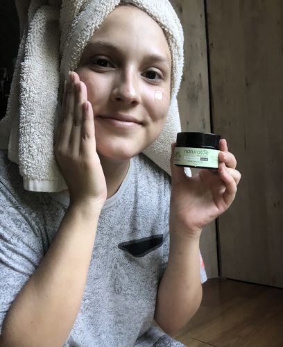 Customer photo review of Naturaloe Crema de Noche Antiage 50ml