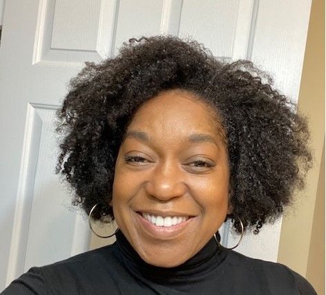 Customer photo review of Amber Bangs Brazilian Kinky Curly 5x5 Lace Closure Bob Wig