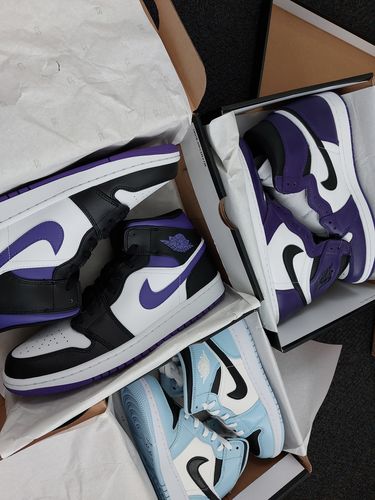 Customer photo review of Nike Air Jordan 1 Retro High OG 'Court Purple 2.0'