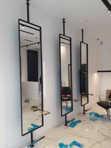 Customer photo review of מראה אובלית על עמוד לפי מידה