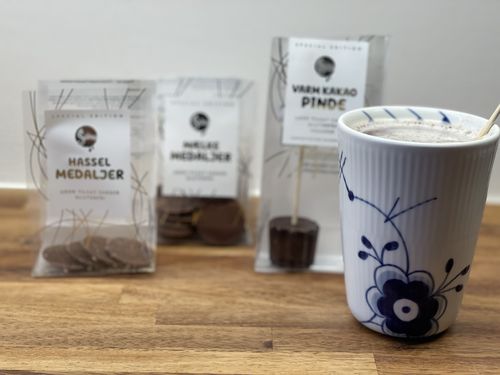 Customer photo review of Hassel Medaljer