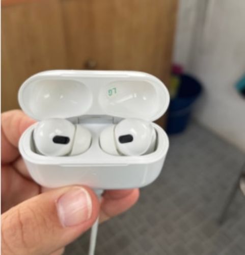 Customer photo review of AirPros Pods