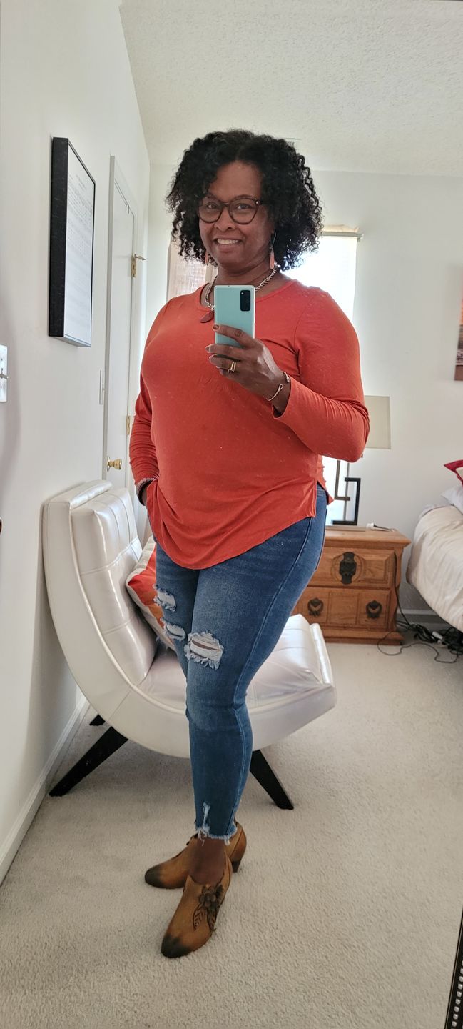 Customer photo review of Retro Handmade Floral Leather Low-Heel Pumps