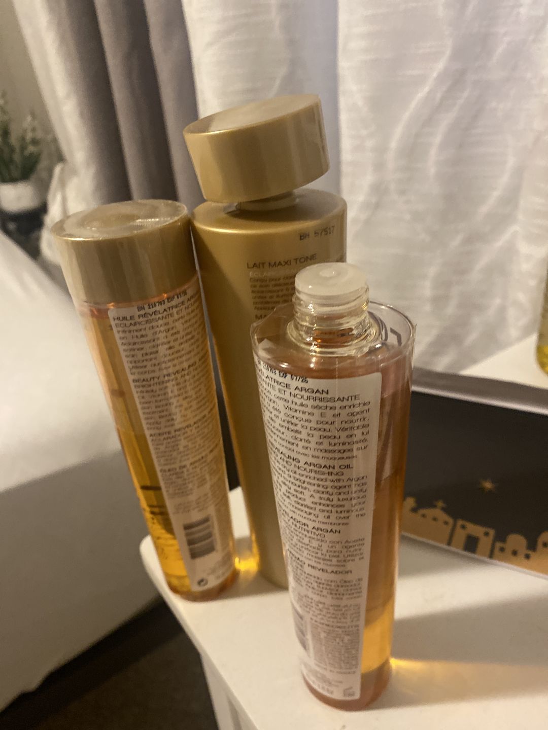 Customer photo review of Fair and White 2: Gold Revitalizing Argan Oil  200ml / 6.76 fl. oz