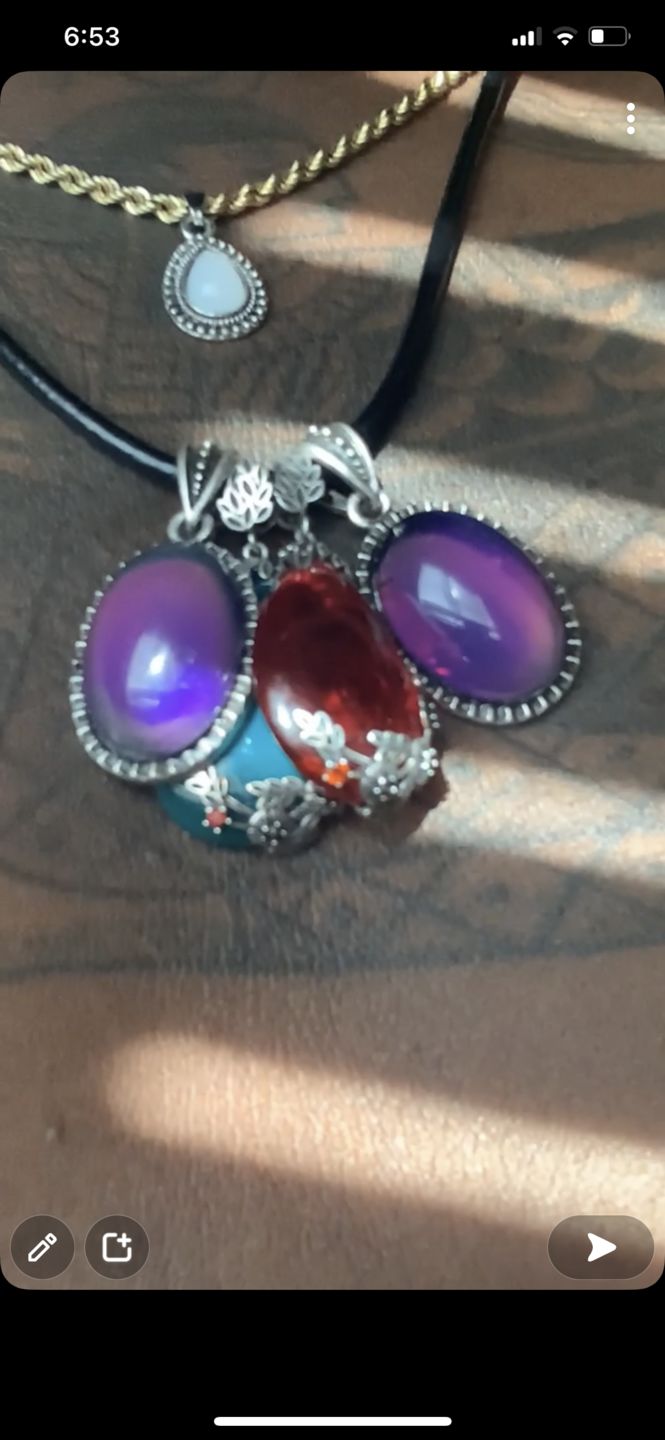 Customer photo review of Aura Mood Changing Necklace