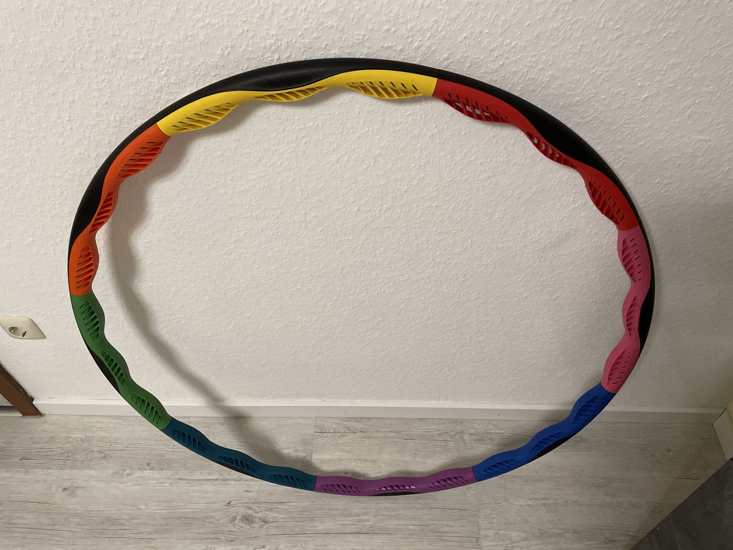 Customer photo review of Powerhoop Deluxe Weighted Hula Hoop 1.9kg