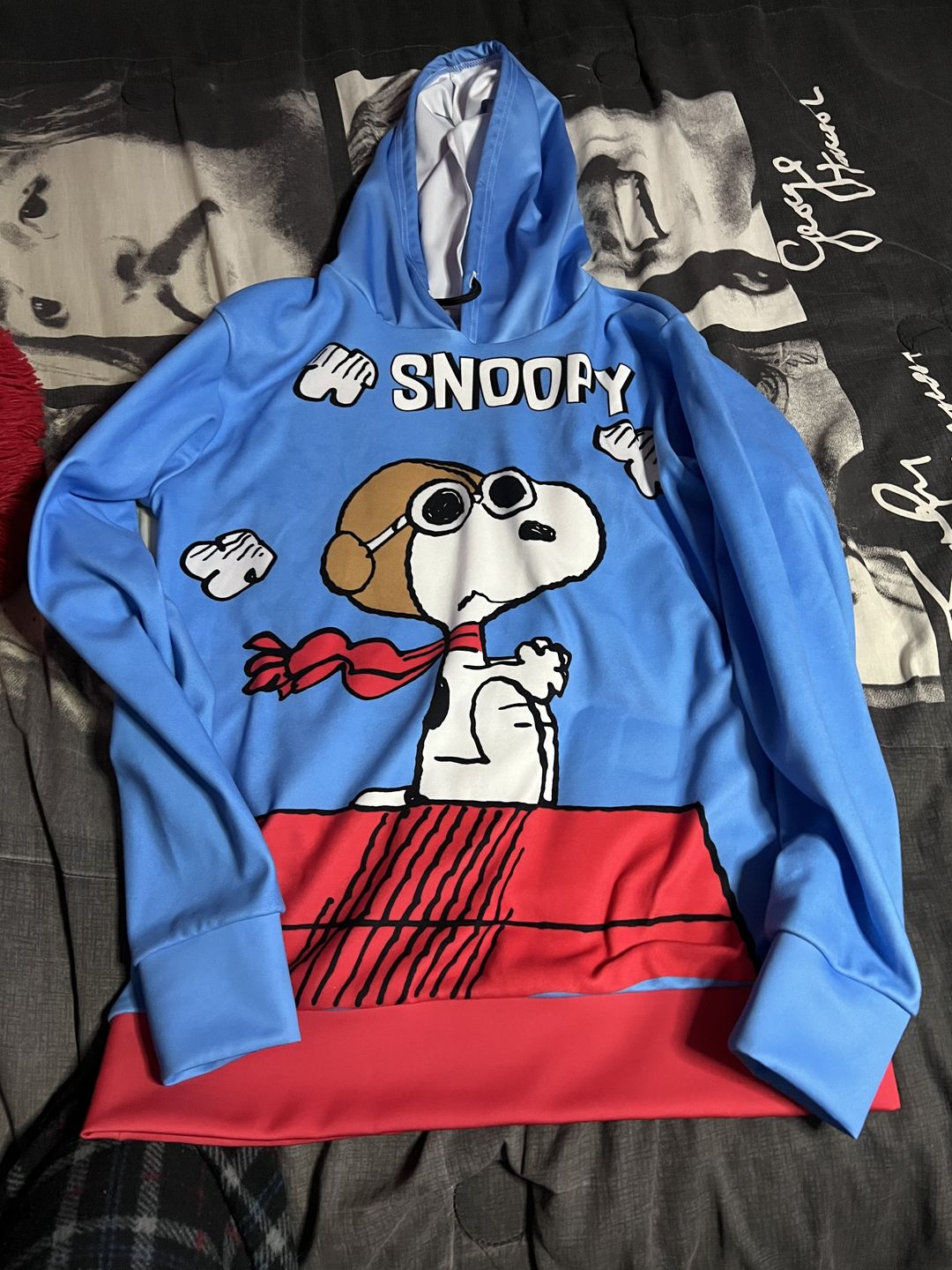 Customer photo review of Sudadera Snoopy Pilot