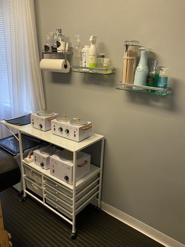 Customer photo review of Large Capacity Professional Wax Warmer 5.5LB Honey Pot