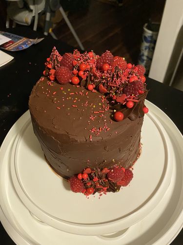 Customer photo review of RED ROOM