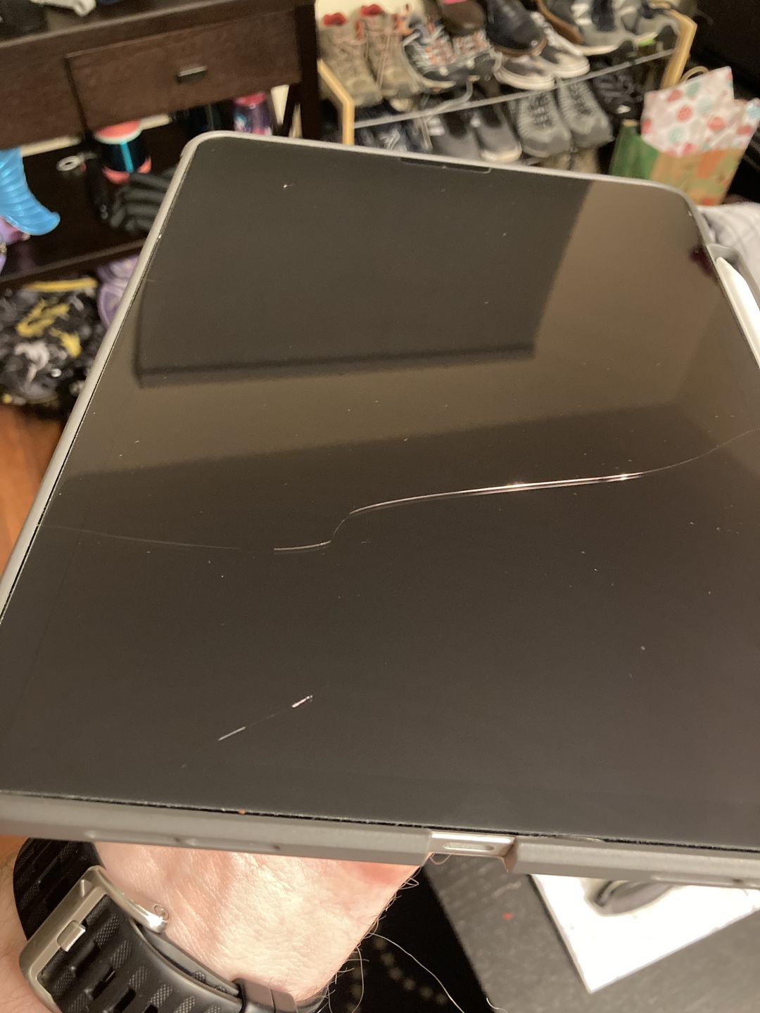 Customer photo review of ESR - ZeroDamage Tempered Glass Screen Protector - for Apple iPad Air 10.9" (4th Generation 2020) - Clear