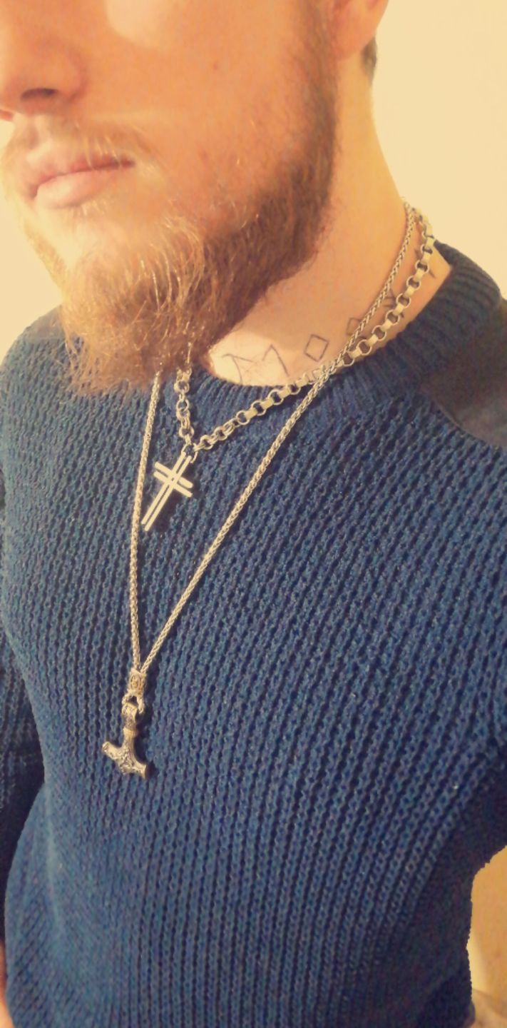 Customer photo review of Mjölnir - Thor's Hammer Stainless Steel Necklace