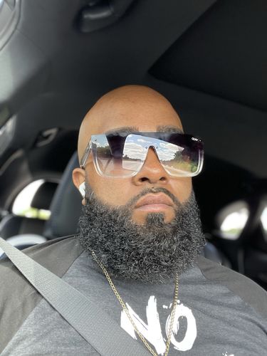 Customer photo review of Respected Roots Beard Conditioner - Original Scent (4 oz.)